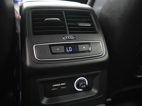 Used 2019 Audi RS 5 Sportback w/ Black Optic Carbon Package AWD/4WD image 18