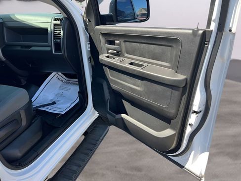 Used 2016 RAM 1500 Express AWD/4WD image 17