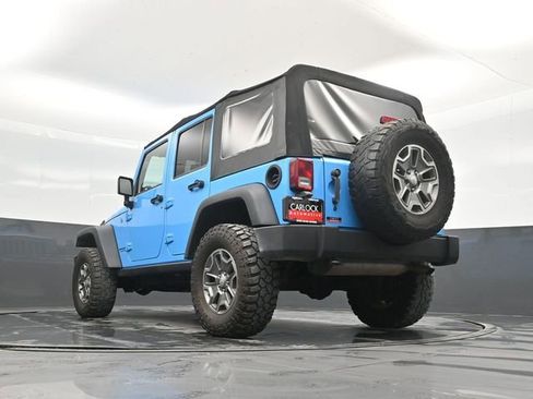 Used 2017 Jeep Wrangler Unlimited Rubicon w/ Connectivity Group image 50