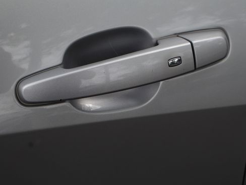 Used 2016 Chevrolet Malibu LT image 13