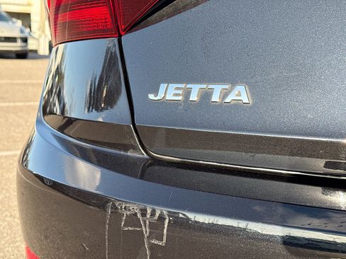 Used 2021 Volkswagen Jetta S w/ Driver Assistance Package image 11