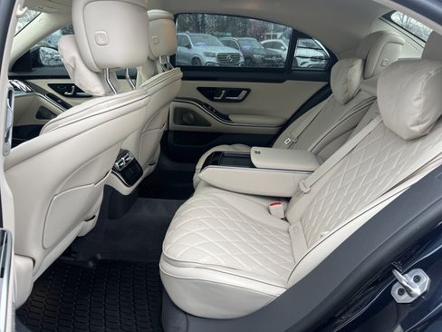 Certified 2024 Mercedes-Benz S 580 4MATIC Sedan image 32