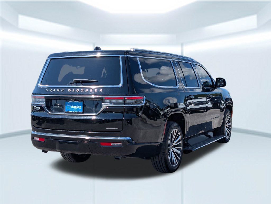Used 2024 Jeep Grand Wagoneer L Series III w/ Rear Seat Video Group 1 AWD/4WD image 5
