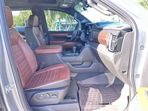 Used 2024 GMC Sierra 1500 Denali Ultimate AWD/4WD image 17