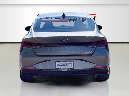 Used 2023 Hyundai Elantra Limited FWD image 6