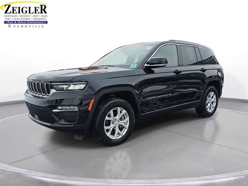 Used 2023 Jeep Grand Cherokee Limited image 1