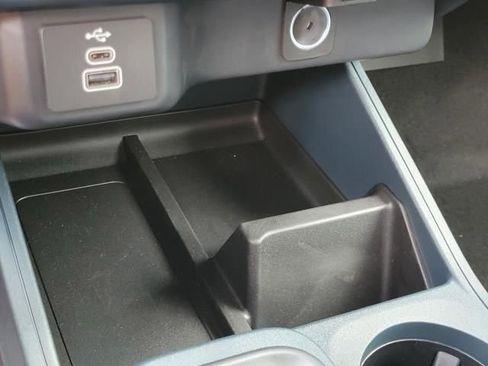 New 2025 Ford Maverick XL image 30