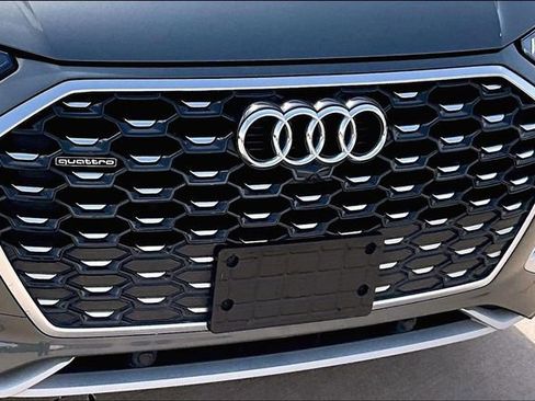 Used 2022 Audi Q5 2.0T Prestige w/ Prestige Package image 30