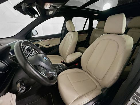 Used 2020 BMW X1 xDrive28i w/ Convenience Package AWD/4WD image 13