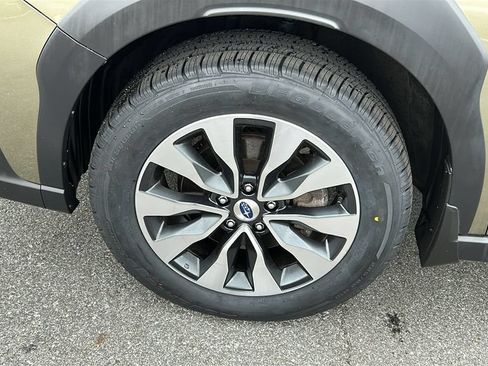 Certified 2024 Subaru Outback Limited AWD/4WD image 8