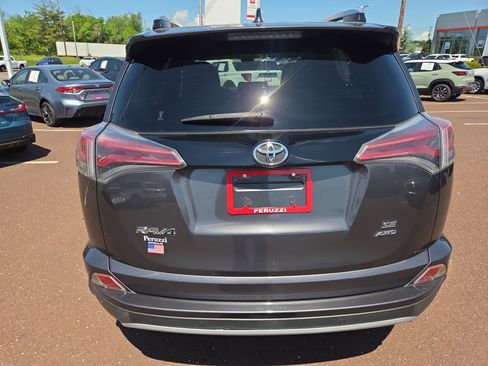 Used 2016 Toyota RAV4 SE w/ Advanced Technology Package AWD/4WD image 4