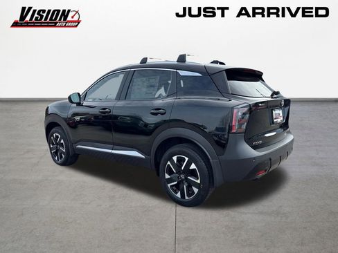 New 2026 Nissan Kicks SV w/ Cold Weather Package AWD/4WD image 7