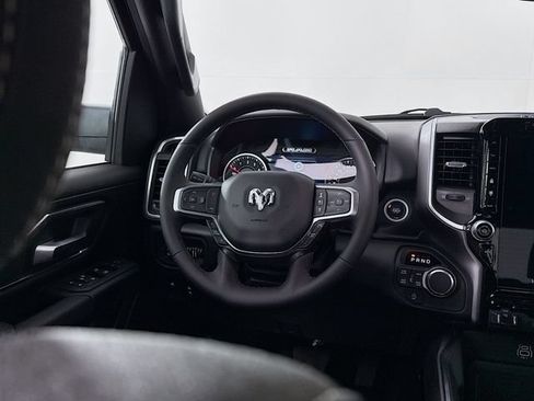 New 2026 RAM 1500 Big Horn AWD/4WD image 11