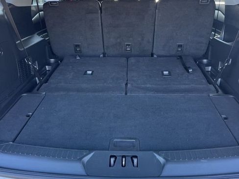 Used 2023 Ford Explorer XLT w/ Equipment Group 202A image 9