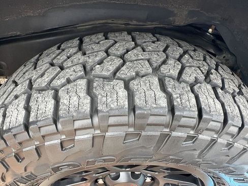 Used 2019 Toyota 4Runner TRD Off-Road image 33