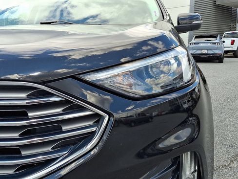 Used 2024 Ford Edge Titanium AWD/4WD image 9
