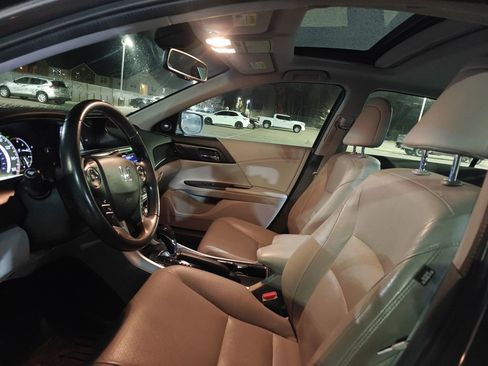 Used 2013 Honda Accord Touring image 6