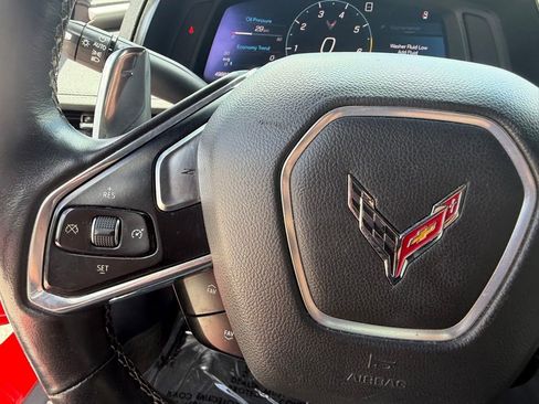 Used 2020 Chevrolet Corvette Stingray Preferred Cpe w/ 2LT Preferred Equipment Group RWD image 28