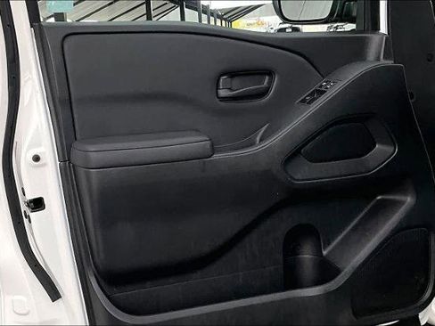 Certified 2023 Nissan Frontier S image 20