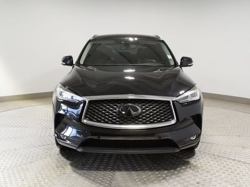 Certified 2019 INFINITI QX50 Essential w/ Proactive Package FWD image 8