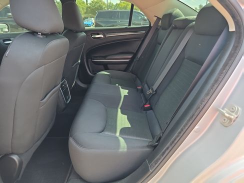 Used 2023 Chrysler 300 Touring w/ Safetytec Plus Group RWD image 11