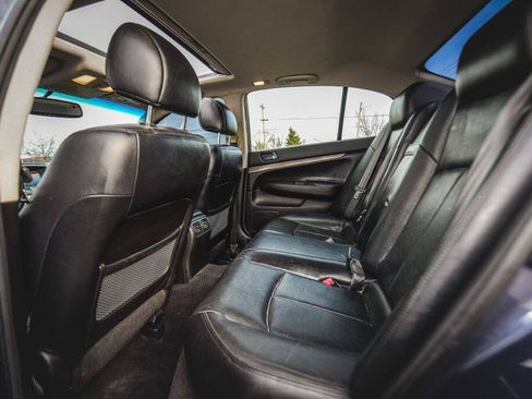 Used 2011 INFINITI G25 x w/ Moonroof Pkg AWD/4WD image 9