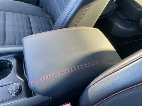 Used 2025 Ford Explorer ST-Line image 51