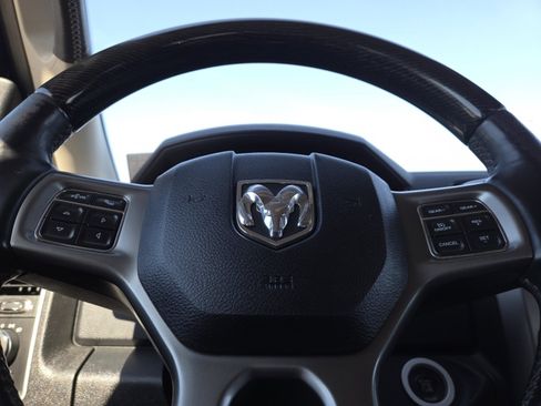 Used 2014 RAM 1500 Limited image 26