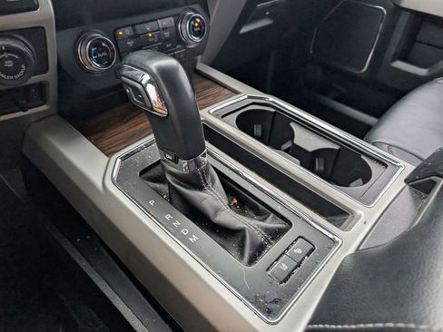 Used 2019 Ford F150 Lariat w/ Equipment Group 502A Luxury image 20