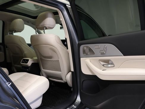 Certified 2023 Mercedes-Benz GLS 450 4MATIC image 54