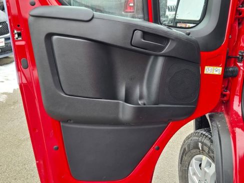 New 2025 RAM ProMaster 1500 w/ Quick Order Package 22G SLT image 12