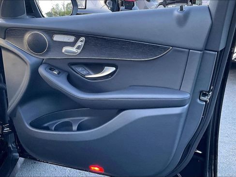 Certified 2022 Mercedes-Benz GLC 300 4MATIC image 16