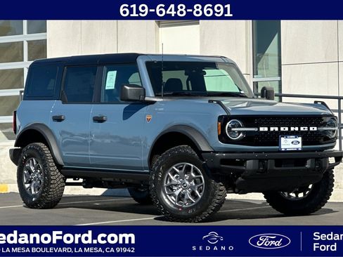 New 2025 Ford Bronco Badlands image 1