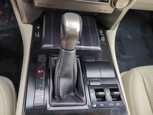 Used 2020 Lexus GX 460 Premium image 25