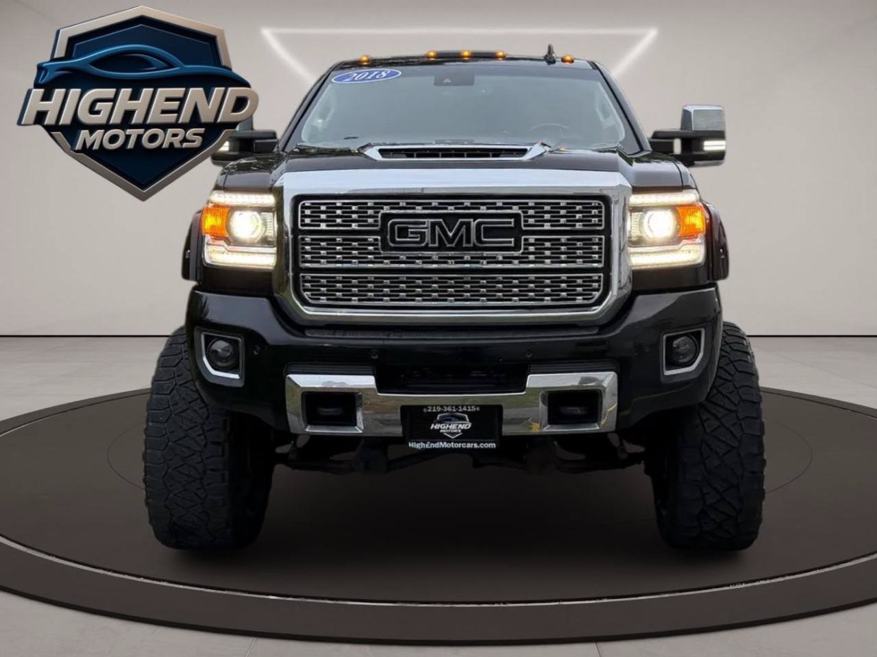Used 2018 GMC Sierra 2500 Denali w/ Suspension Package, Off-Road AWD/4WD image 8