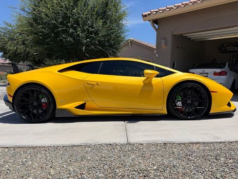 Used 2015 Lamborghini Huracan LP 610-4 AWD/4WD image 4