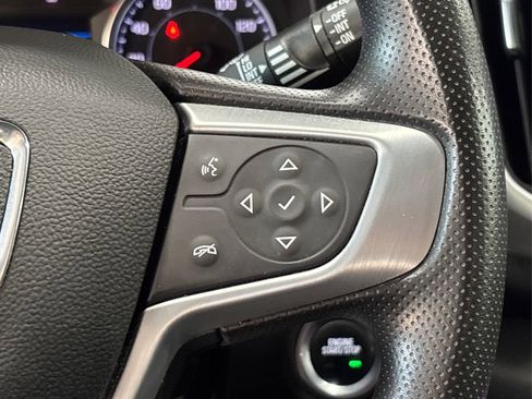 Used 2024 GMC Terrain SLE w/ Driver Convenience Package image 24