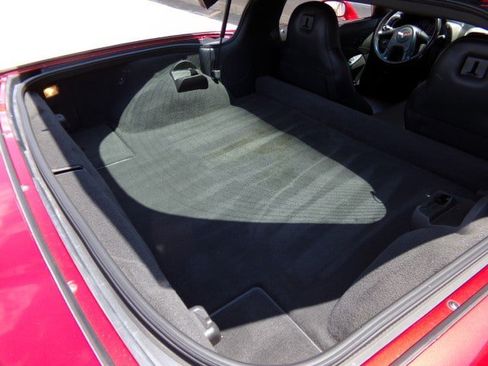 Used 2005 Chevrolet Corvette Coupe w/ Preferred Equipment Group RWD image 12