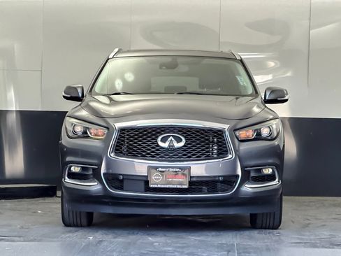 Used 2019 INFINITI QX60 Luxe w/ Essential Package FWD image 8
