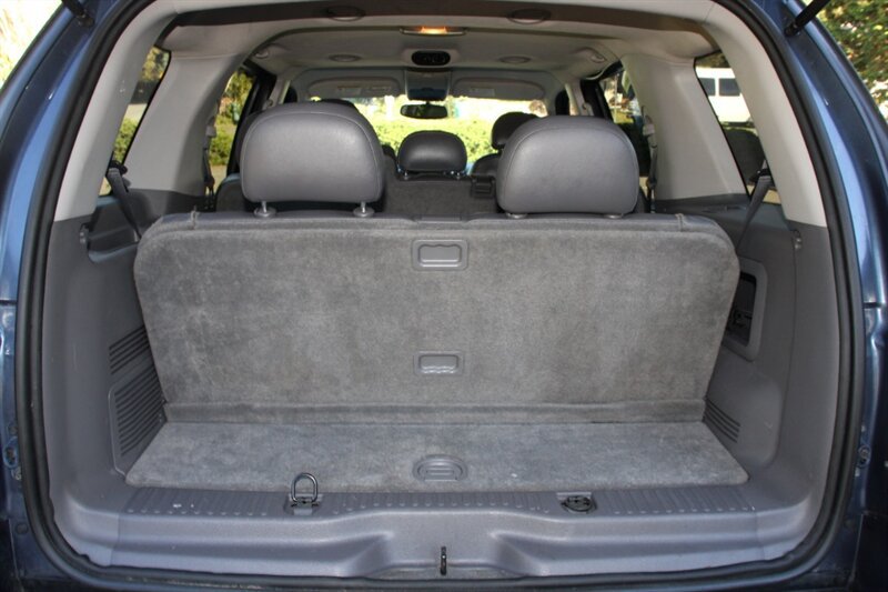 Used 2003 Ford Explorer XLT AWD/4WD image 16
