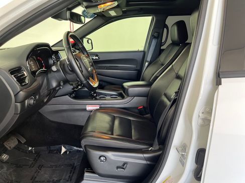 Used 2021 Dodge Durango R/T w/ Technology Group AWD/4WD image 11