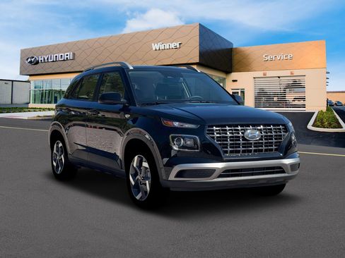 New 2026 Hyundai Venue FWD image 11