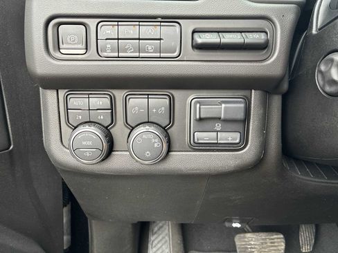 Used 2023 Chevrolet Tahoe High Country image 18