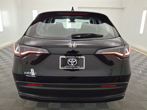 Used 2023 Honda HR-V LX image 14