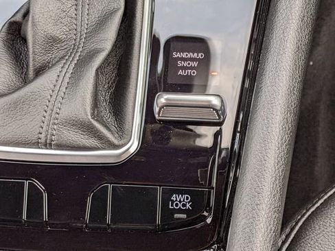 New 2026 Jeep Compass Latitude AWD/4WD image 16