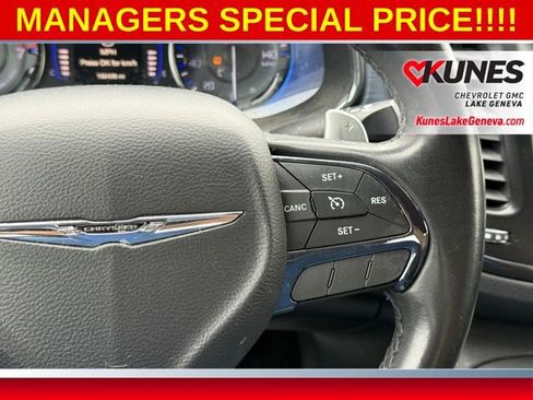 Used 2016 Chrysler 200 S AWD/4WD image 33