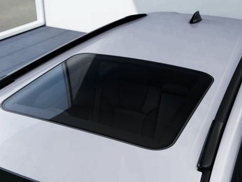 New 2026 Subaru Forester Touring AWD/4WD image 13