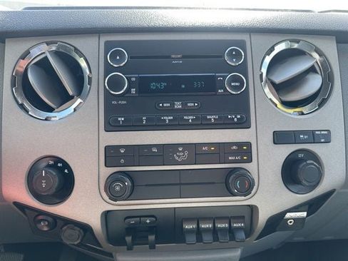 Used 2016 Ford F350 XLT w/ XLT Value Package AWD/4WD image 23