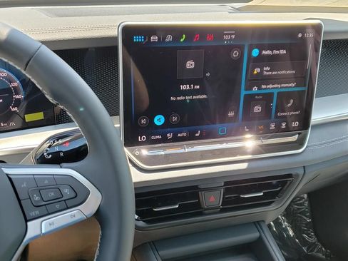 New 2026 Volkswagen Tiguan SE AWD/4WD image 11