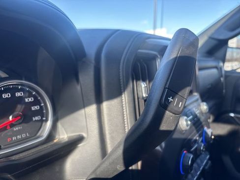 Used 2019 Chevrolet Silverado 1500 High Country image 16